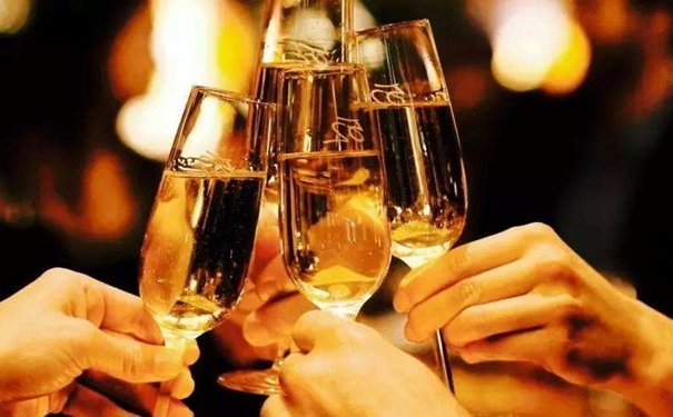 起泡酒進口清關所需要的流程及其注意事項 起泡酒進口清關