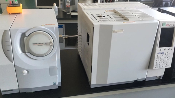 1635155799766759.jpg 二手分析儀器進口報關(guān)_副本.jpg